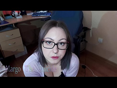 ❤️ Seksi djevojka s naočalama duboko siše dildo na kameri ❤ Super porno na bs.valeshop.top ﹏